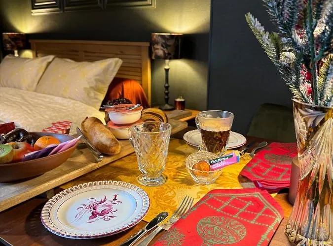 ベッド・アンド・ブレックファスト La Des Trois Eglises