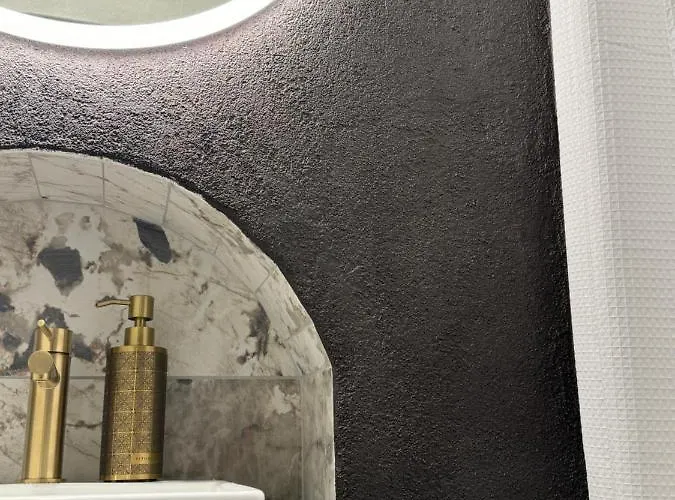 ベッド・アンド・ブレックファスト La Des Trois Eglises 4*